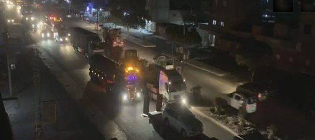 دخول قافلة للقوات الاميركية الى حقل العمر النفطى في ريف الحسكة الشمالي الشرقي