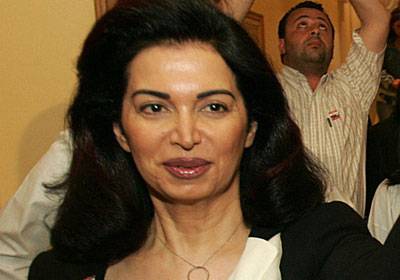 نازك الحريري نسيت زوجها الشهيد رفيق الحريري