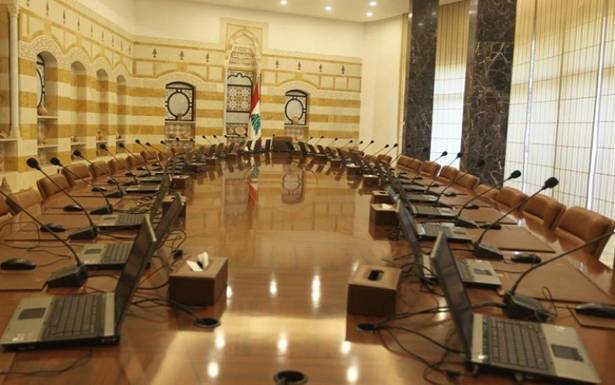 8 آذار : انـــه زمــــــن المقاومة الاقتصادية
لا مؤشرات توحـــي بـرفــع الحــظر الــدولــي عن التشكـيل