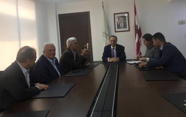 بطيش أكد امام وفدي اصحاب المطاحن والافران رفض زيادة سعر ربطة الخبز