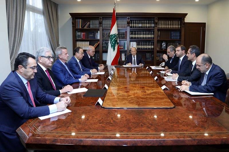 أزمة الـتــكــلـيــف رهـــن الاشــارات «الفرنسية»