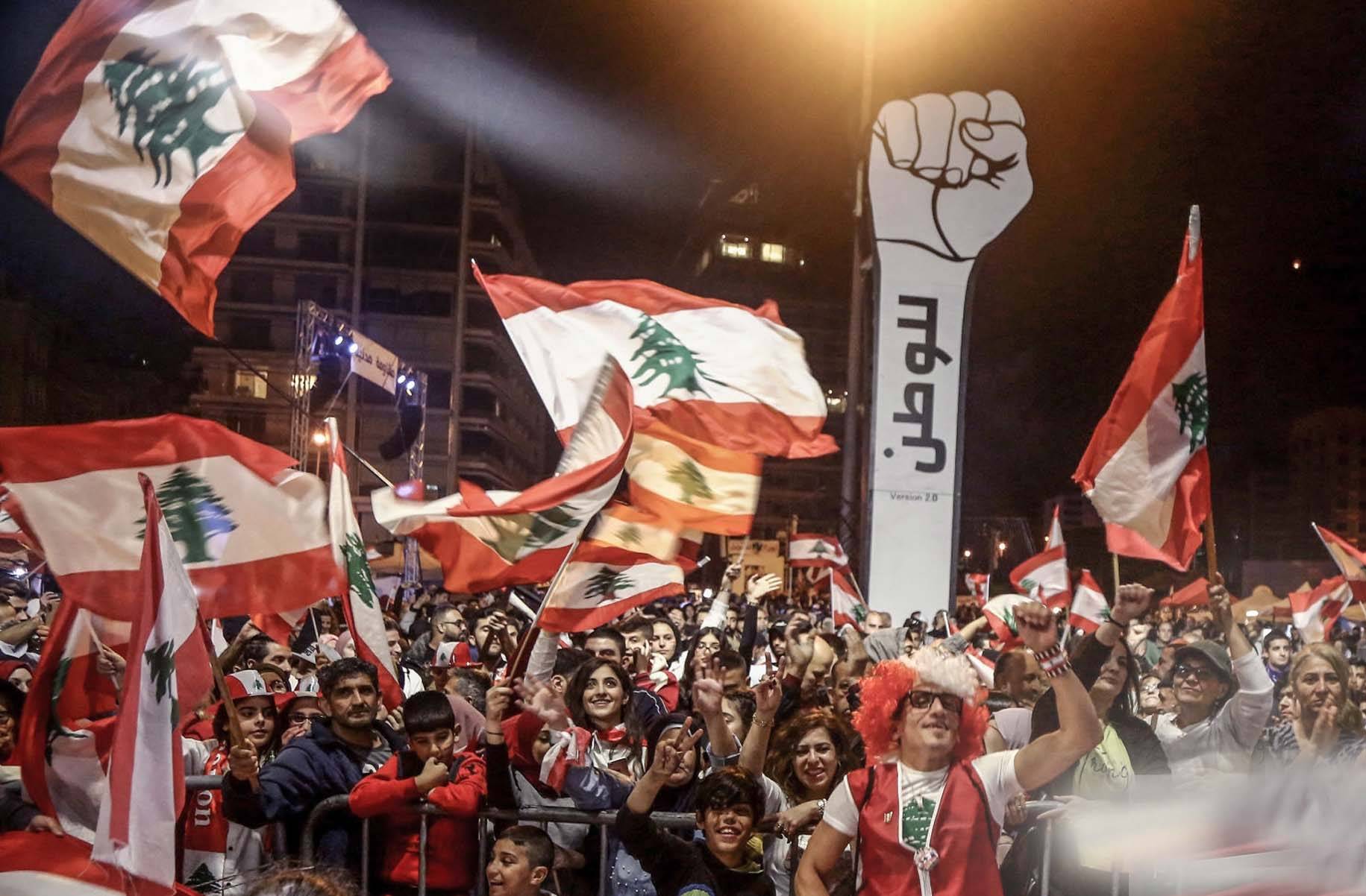 السلطة تُضرب من «بيت ابيها» ومن رموز ركبوا الحراك
الثنائي الشيعي يعزز «خطوط الدفاع»: ضرب الكارتيلات الاقتصادية والمالية