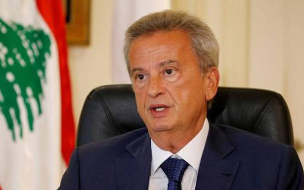 سلامة يطلب من المصارف التقيد بالحد الاقصى