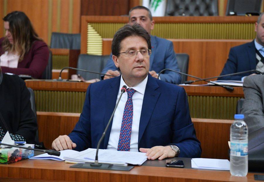 رسالةٌ الى لجنة المال من 