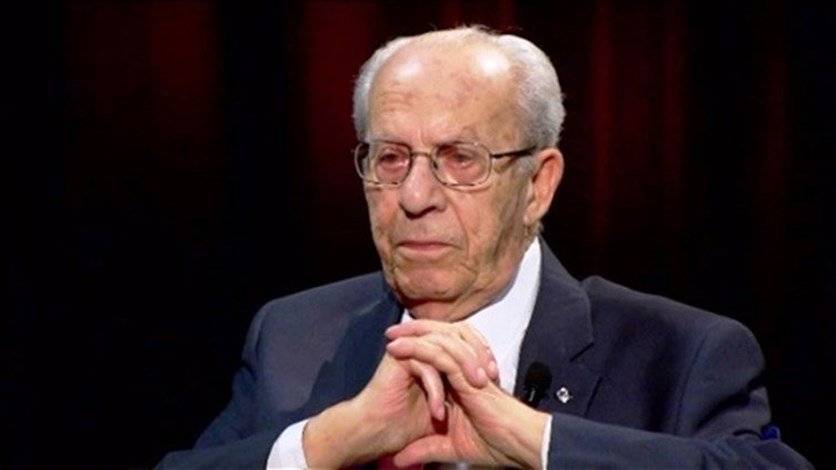 نقابة المحررين نعت جوزيف ابو خليل: أحد شيوخ الصحافة يرحل

نعت نقابة محرري الصحافة اللبنانية إلى الأسرة الصحافية والإعلامية في لبنان وديار الإنتشار والعالم العربي، "أحد أبنائها البررة الزميل جوزف ابو خليل الذي ترجل عن صهوة دنياه فارسا زاده الفكر والرأي والعطاء الدائم للمهنة التي أحبها وانقطع إليها،