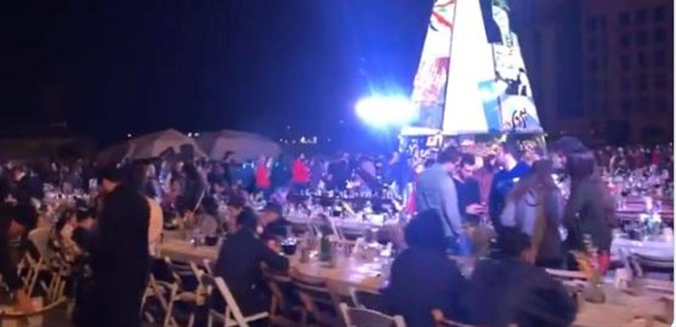 موائد وأجواء إحتفالية في ساحة الشهداء (فيديو)