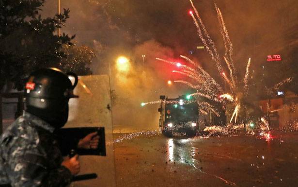 24 ساعة فاصلة عن ثـلاثـة احتمالات... والمشاورات ناشـطـة الخيارات المرجّحة : ازمة حكم أو إعتذار الحريري أو شخصيّة بديـلـة