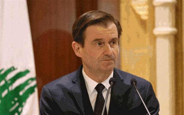 «ليلة القبض» على هيل : مُشاورات مسائيّة قبل اعتماد إسم دياب الرئيس المكلف تعهّد بـ «الصمود» وتشكيل حكومة تكنو ــ سياسيّة سريعا