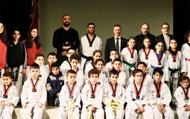 تايكواندو: حفل بمدرسة الأنطونية الدولية (عجلتون)