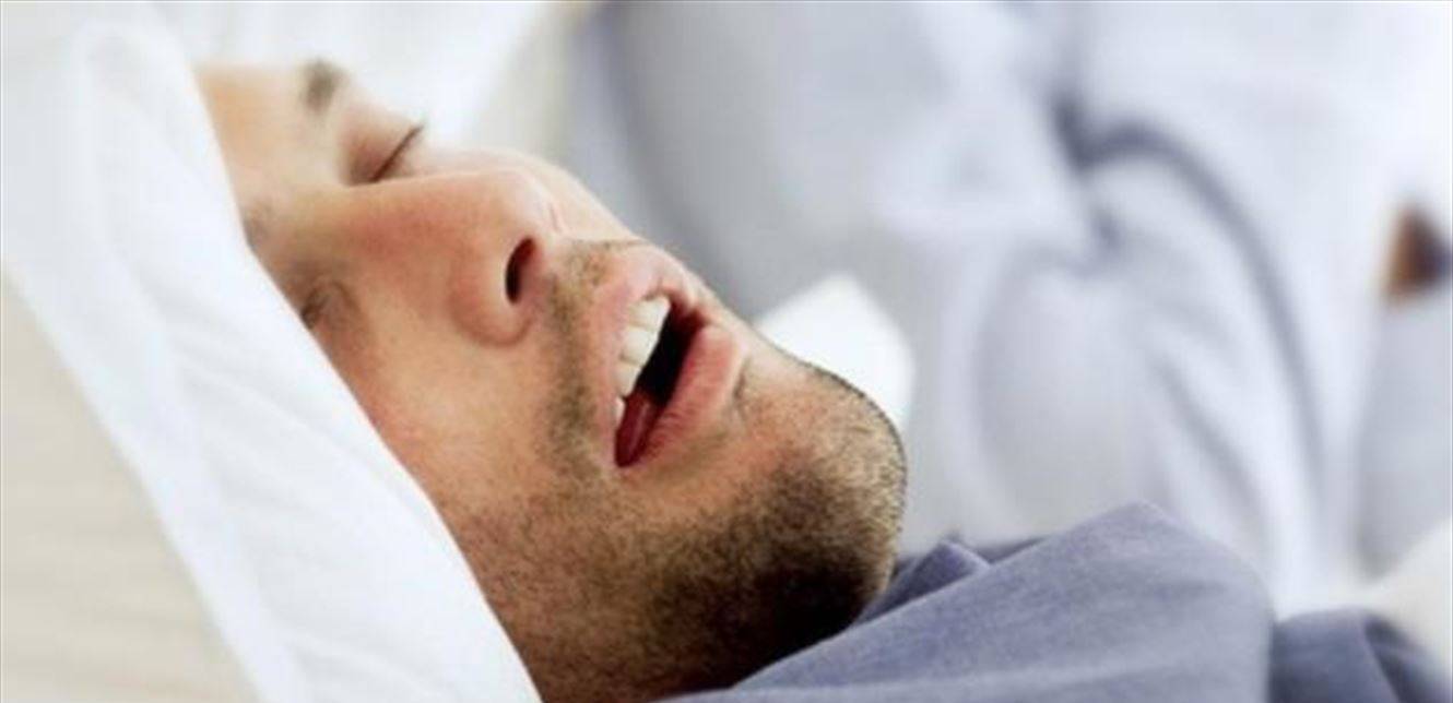 توقّف التنفّس أثناء النوم.. اضطرابٌ شائعٌ يمكن تفاديه!