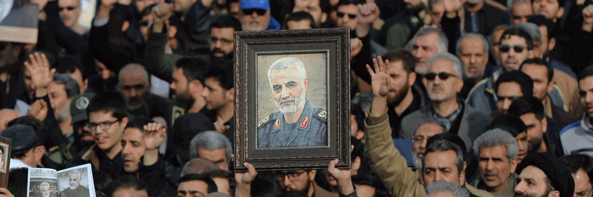 شهيد الشهداء وبطل ساحات الوغى ساحات المعارك اغتالته أميركا والموساد
لن تحصل حرب لكن إيران ستنتقم لقائد فيلق القدس انتقاما رهيباً يهز أميركا
حزن كبير يلف المجاهدين في العالم على استشهاد البطل قاسم سليماني