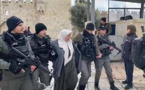 اعتقال فلسطينية بعد محاولتها تنفيذ عملية