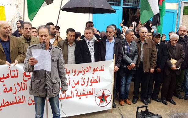 اعتصام في عين الحلوة احتجاجاً على تردّي الأوضاع الاقتصاديّة