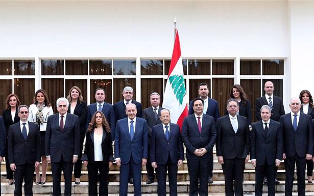 «على الجميع إعطاء الحكومة فرصة»