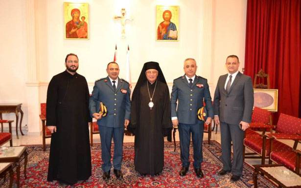 العبسي بحث ووفد من الجيش