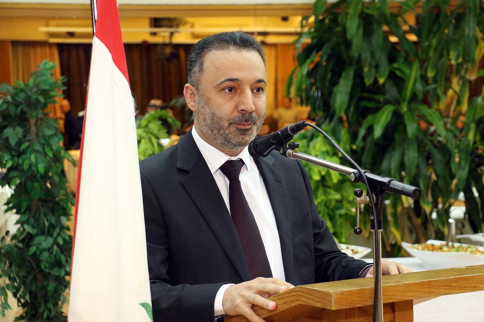 الدكتور نصار: نعمل يداً بيد لتطوير اللعبة
اتحاد السباحة كرّم ابطاله وبطلاته
