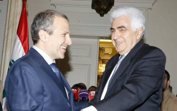 تسليم وتسلّم في وزارة الخارجيّة والمغتربين