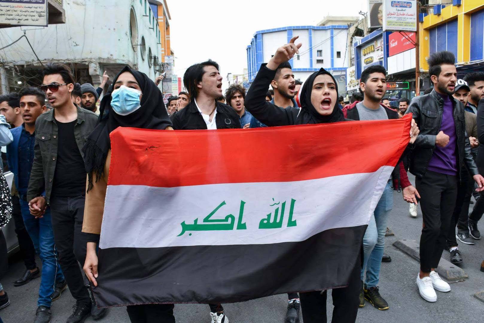 المتظاهرون في العراق يُهدّدون بـ«مليونيّة»