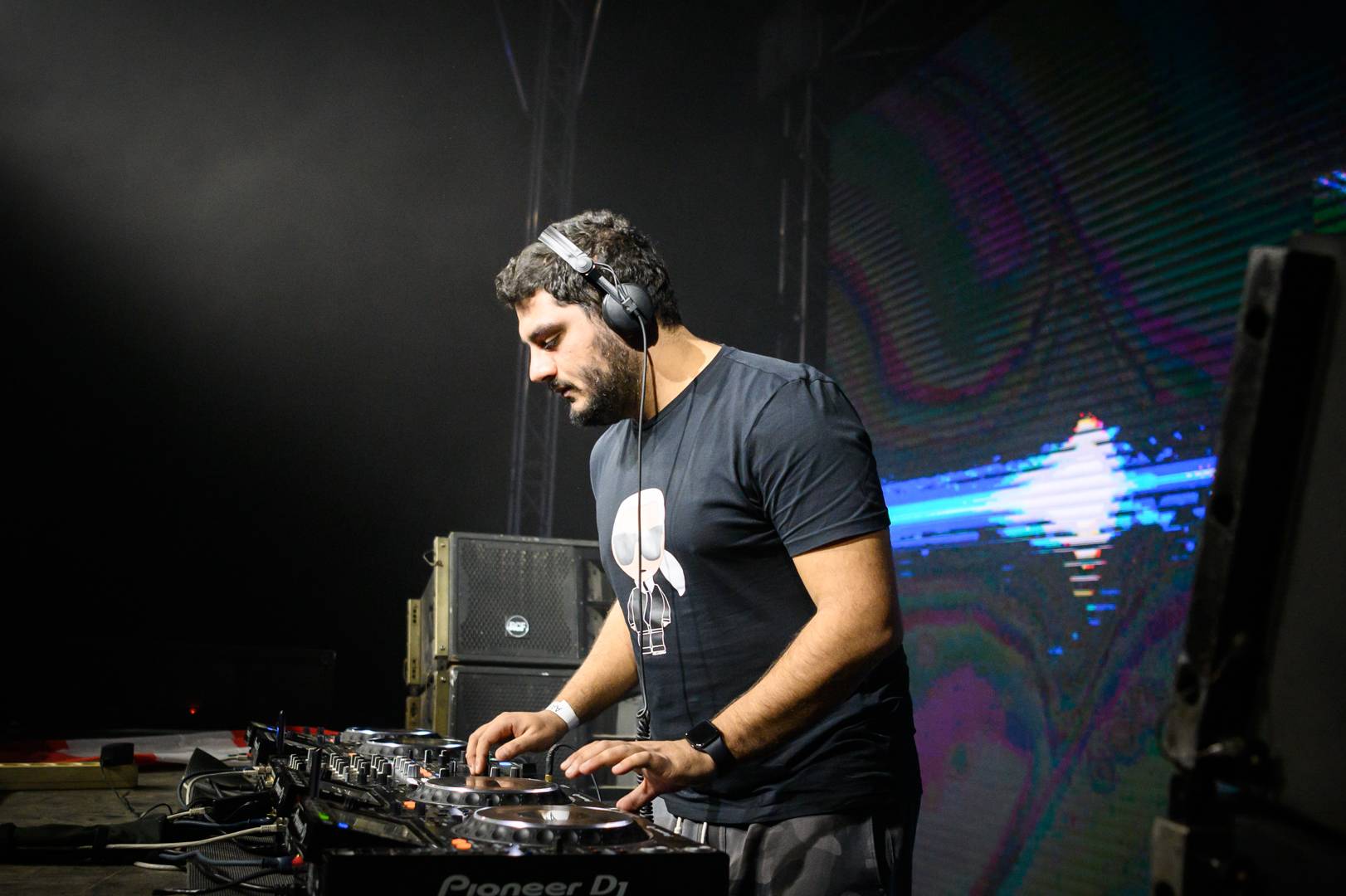 Cyril M يطرح أغنية "Les Mots" مع Universal Music MENA