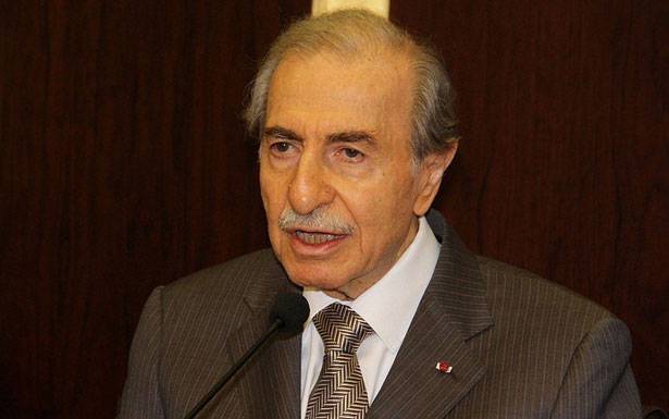 بعد رشق موكبه بالبيض والبندورة ... بيانٌ توضيحي من أنور الـخــليـل