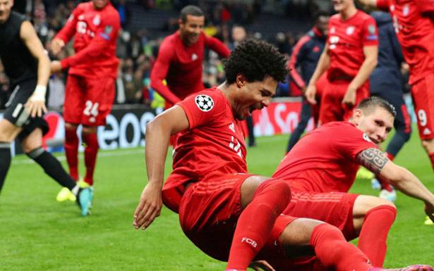 دوري أبطال أوروبا في كرة القدم :فوز بايرن ميونيخ وتعادل برشلونة