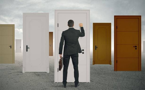 يدقون أبـوابـاً لن تفتح فــي وجوههم !؟