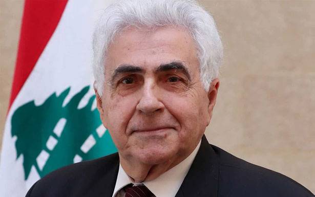 حتّي يدرس اقتراحين لإقفال عدد من البعثات اللبنانيّة في الخارج لرفعهما الى مجلس الوزراء