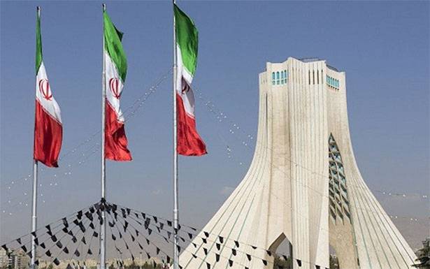 إيران ترفض التفاوض بدون شروط مسبقة مع واشنطن