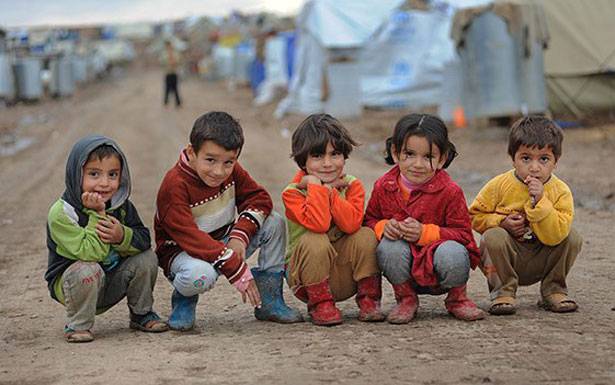 «صفقة الـقـرن» تـهدئ المخيْمات الفلسطينيّة فـي تـوحيد الموقـف مـنـهـا