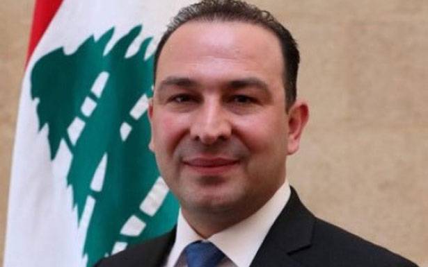 مرتضى: لبنان ليس منطقة تكاثر للجراد