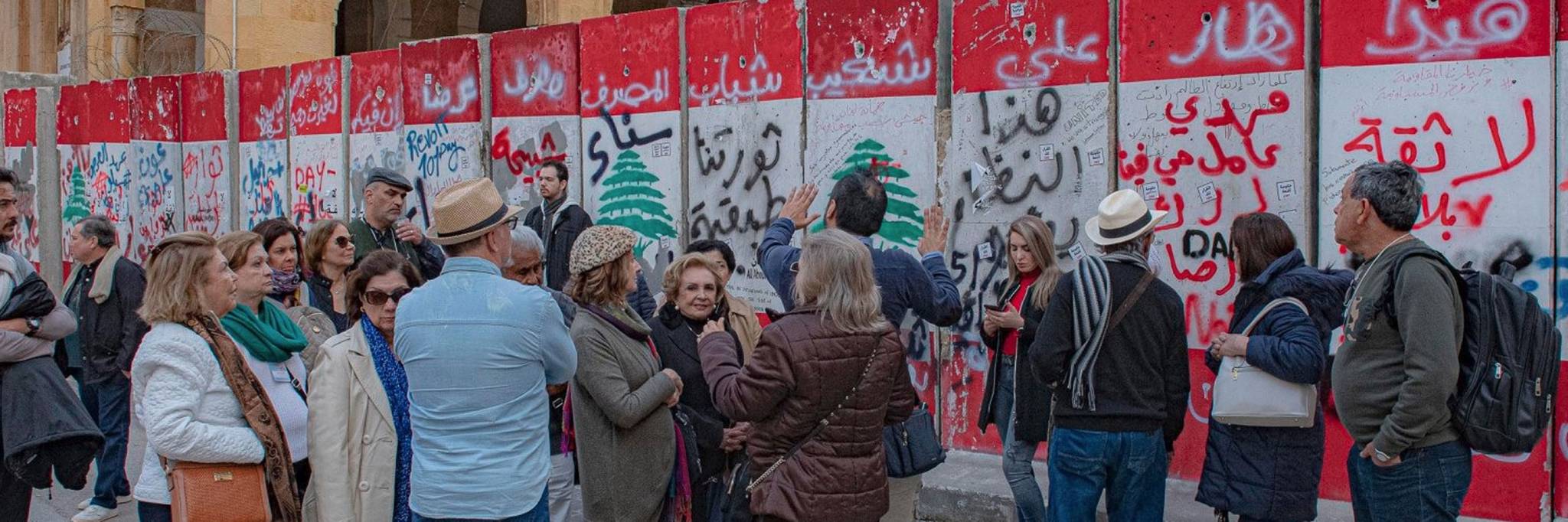 الكهرباء «ام المعارك» بين بري «والتيار الحر»... فهل تصمد الحكومة؟
«فيتو» اميركي يمنع الاستجرار من الاردن وهذه شروط دمشق «للتعاون»
قرار «بالهيكلة» والقضاء «يحاصر» المصارف... والحريري «يزاحم» دياب سعوديا