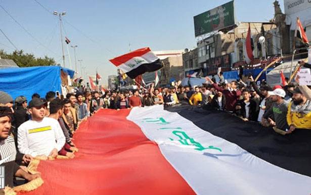 تظاهرات في العراق بعد إعتداءات «الجماعات المسلحة» على المتظاهرين