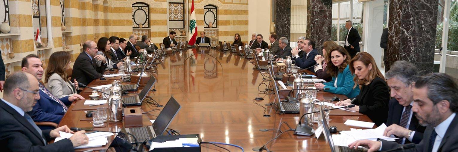 سباق أميركي ألماني على إيجاد اللقاح ولا حلّ قبل 4 أشهر
السلطة تُحاصر الكورونا وتحوّل الشعب الى جبان.. وجريمة إغلاق مطار بيروت
المعنويّات العالية ترفع المناعة والخوف يُضعفها والكورونا قابل للعلاج والشفاء بسرعة
