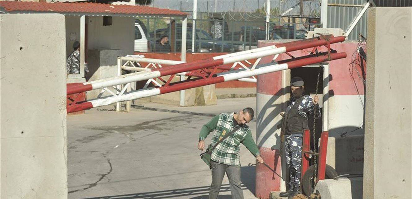 في ظل فيروس كورونا.. أهالي السجناء يدعون لاعتصام أمام سجن روميه