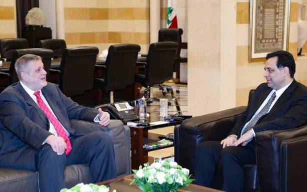 ديـاب يبحـث وكوبيـش الـ «1701»... ويتبلّغ دعم سفراء أميركا اللاتينيّة للبنان