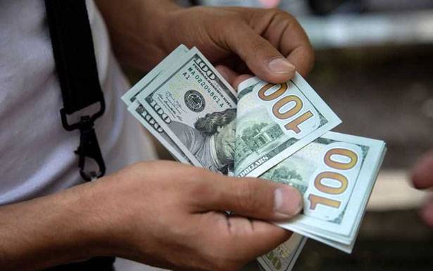 هل وصل سعر الدولار الى عتبة 2700؟