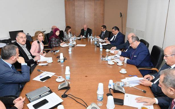 «لجنة الصحّة»: نحن في مرحلة الإحتواء
