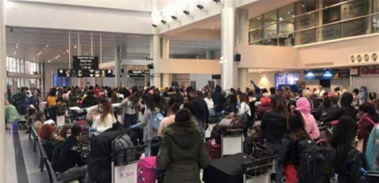 ما حقيقة صور الزُحمة في مطار بيروت؟