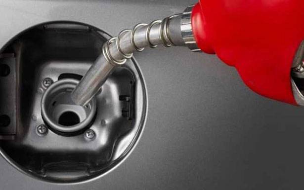 اسعار النفط الى أدنى مُستوياتها منذ الـ 2002 برميل النفط يتراجع الى 24.49 دولار
