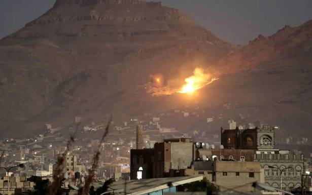 «أنصار الله» تعلن استهداف منشآت سعودية بسلسلة غارات
