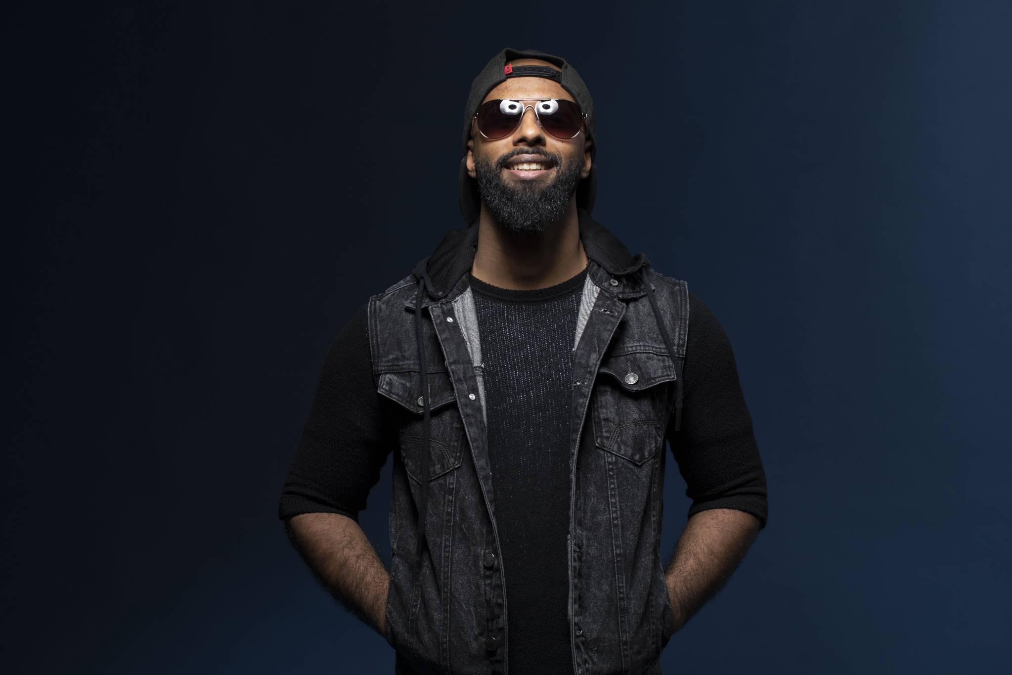 KMulti ينضم إلى"Universal Music MENA"
ويُطلق"We Taking Over" أغنيته الأولى مع الشركة