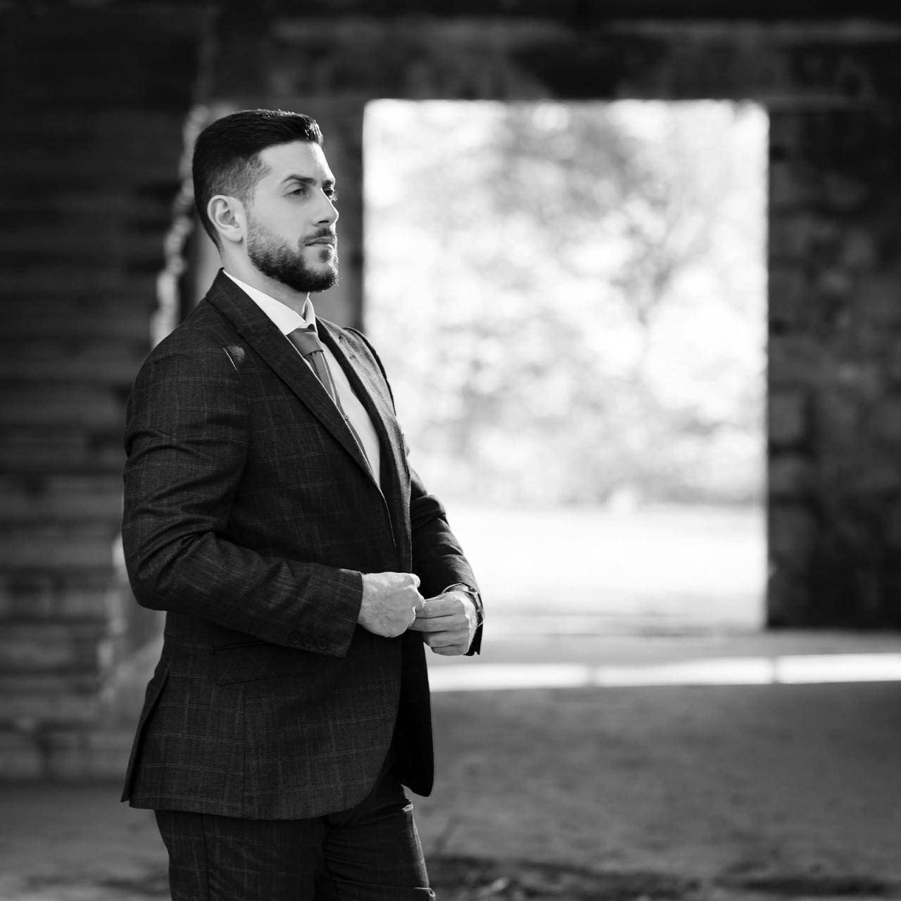عزير متى رجل أعمال رائد في مجال التسويق