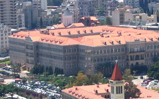 الحكومة تريد تنفيذ المرحلة الثانية من خطة إجلاء اللبنانيين بأقلّ إصابات إضافيّة بوباء «كورونا» تشترط إجراء الفحوصات قبل الصعود الى الطائرة على أن تكون النتائج «سلبيّة» لحسر الفيروس