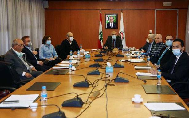 اجتماع الأطباء وعمداء كـليات الـطـب : لتصحيح ثـغرات العودة