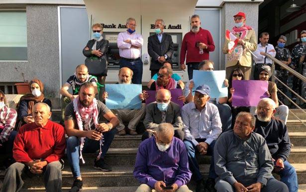 وقفات ومسيرات في عدد من المناطق.. احتجاجاً على توقيف نشطاء