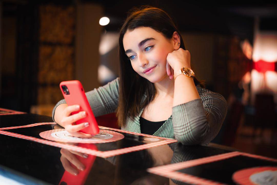 غياب  إيناس عبدلي  عن أعمال رمضان يطرح التساؤلات