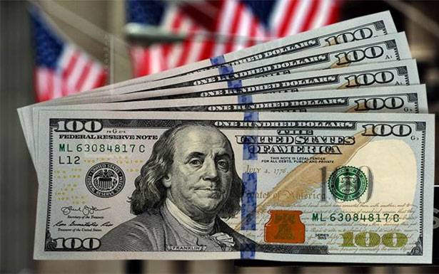 سعر صرف الدولار لدى الصرافين