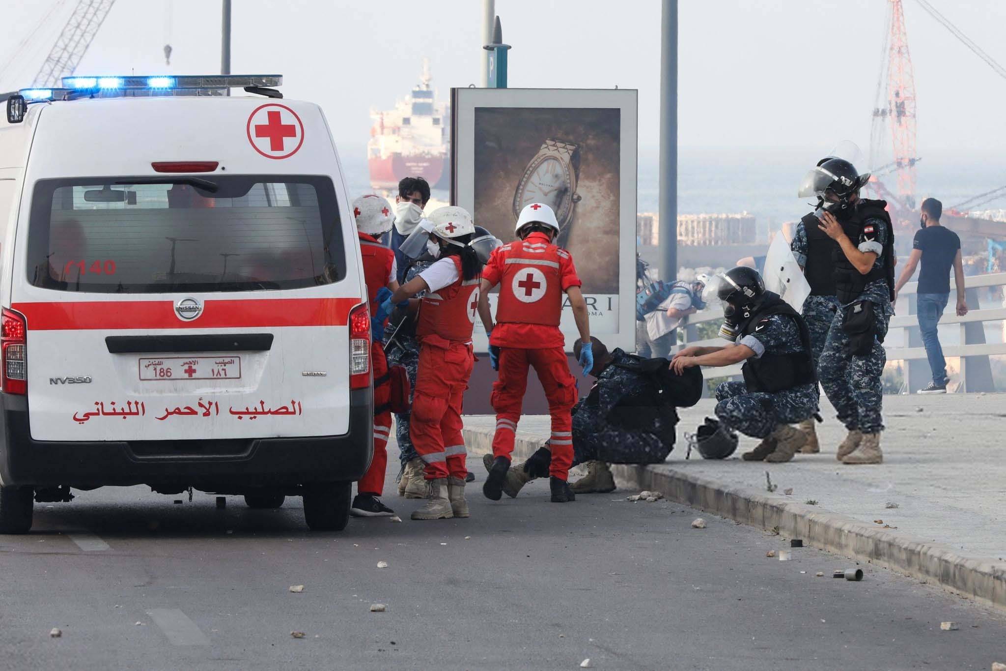 تداعيات إنتفاضة 6 حزيـران قضـت نـهائياً على أيّ حراك شعبي مُرتـقـب...
لا قائد ولا مطـالب مُوحّدة وطــابـور خامس وضعف سياسي لـلـداعيـن اليها !!