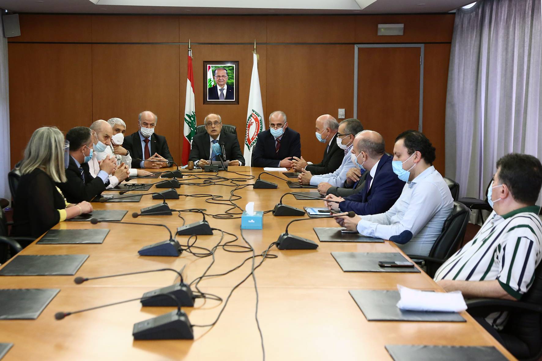 الاطــبــاء يــتوقّـفــون الــيوم عـن الـعـمـل في المسشتفيات والعيادات الـخاصة... استنكاراً