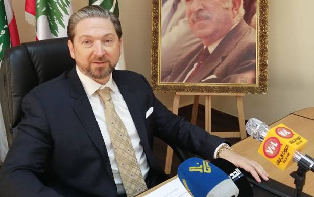 كرامي: اغتيل الرشيد في سياق مشروع يستهدف وحدة لبنان الدعوة إلى تطبيق الطائف واعتباره مرجعاً وحيداً